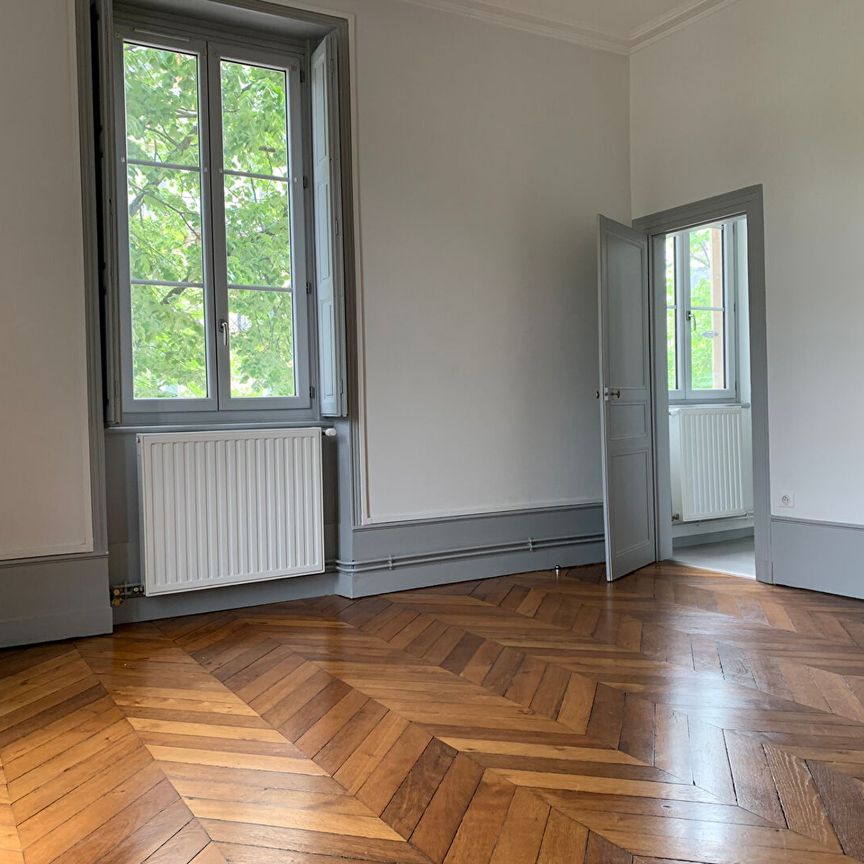 Location Appartement 3 pièces 87m² - Photo 1