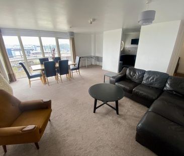 3 bedroom apartment to rent - Photo 1