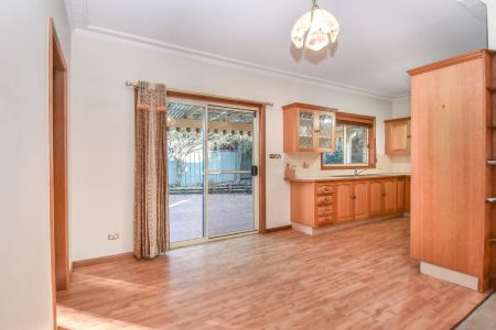 2/57A Casey Street, - Photo 5