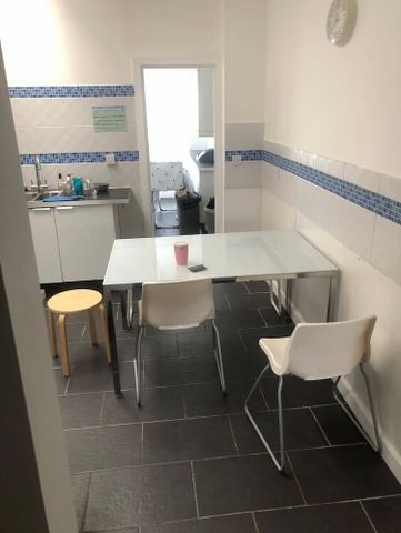 21 DAWLISH ROAD - Photo 2