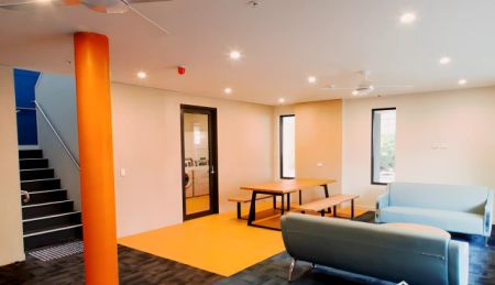 Standard Studio - Photo 2