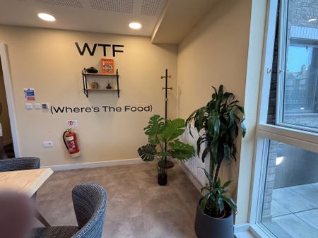 Ultimate Ensuite - Photo 2