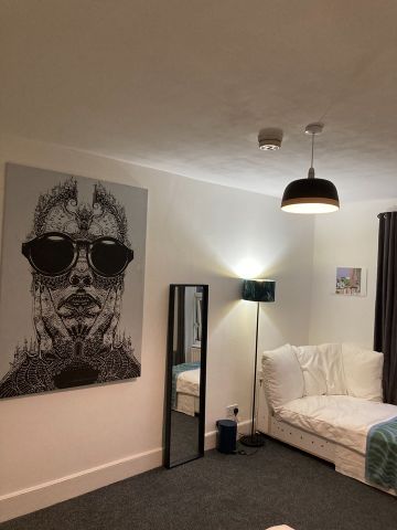 Room in a Shared House, Forest Road, E17 - Photo 2