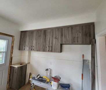 Charmant 3 1/2 Complètement Rénové - Photo 2