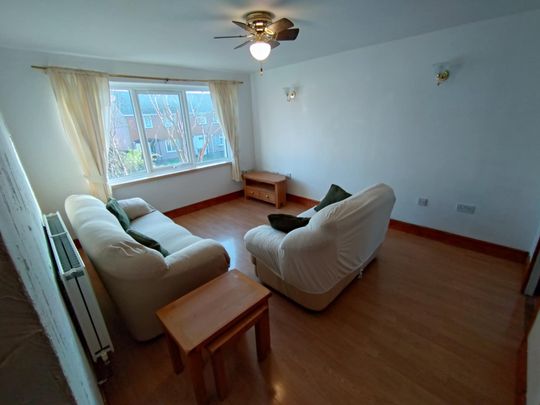 Maisonette easy walking distance to Nottingham City Centre - Photo 1