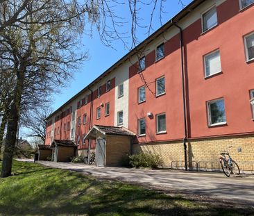 Tingsvägen, Lyckeby - Foto 1