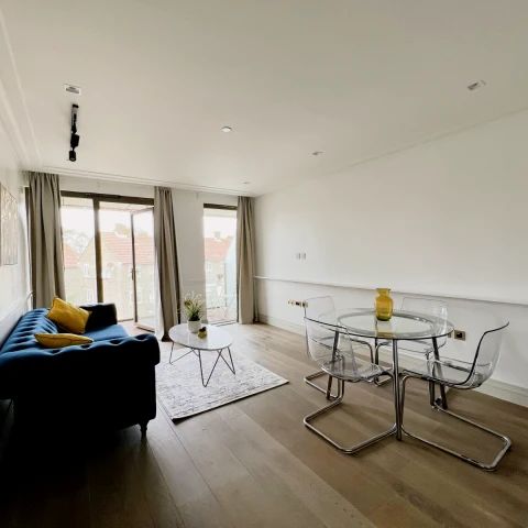 2 Bedroom 2 Bathroom roomB - Photo 1
