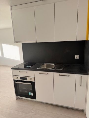 "Erstvermietung nach Kernsanierung, 1.5-Zimmer-Wohnung mit sonnigem Balkon" - Foto 2