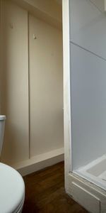 Studio Flat, Mede House, SO15 - Photo 3