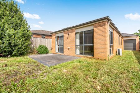 31 Kimberley Grove, Pakenham VIC 3810 - House For Rent | Domain - Photo 4