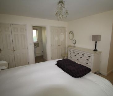 1 bedroom ground floor flat to rent - Photo 5