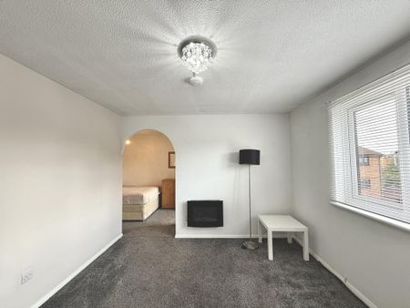 Studio to rent - Photo 4