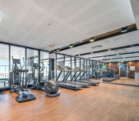 Modern Apartment Living in the Heart of Adelaide! - Photo 3