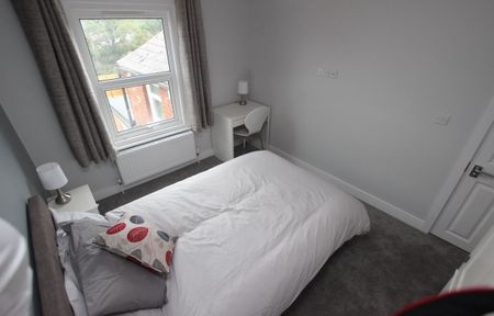 Room in a Shared House, Stanley Street, RG1 - Photo 3