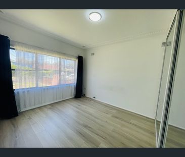8 Hilwa Street, Villawood, NSW 2163 - Photo 1