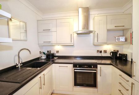 2 bedroom flat to rent - Photo 5