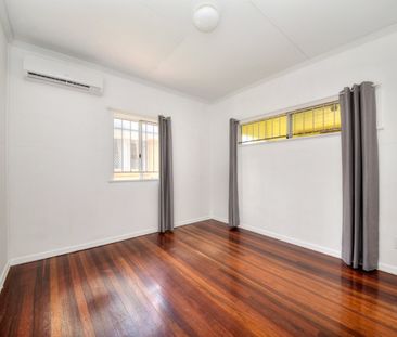 60 Seagull Avenue, Mermaid Beach QLD 4218 - House For Rent | Domain - Photo 2