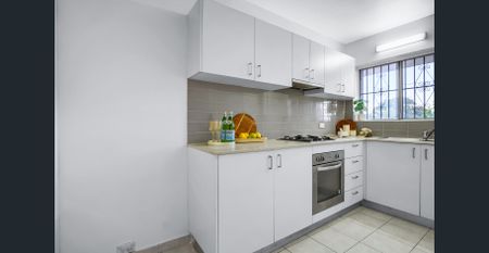 Immaculate Garden Apartment - Photo 5