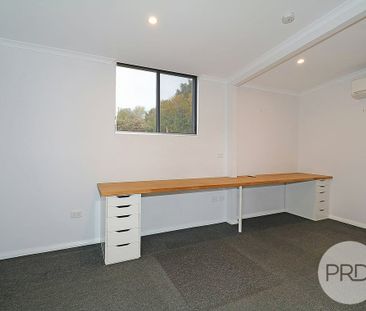 58 Railway Street, Turvey Park NSW 2650 - Photo 2