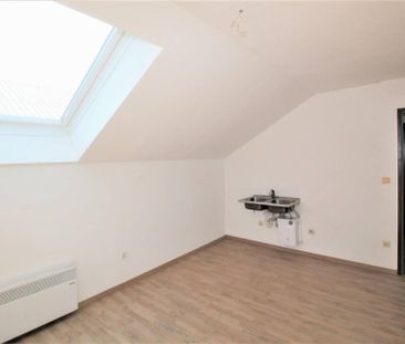 Großzügig angelegte Singlewohnung im Dachgeschoss - Foto 6