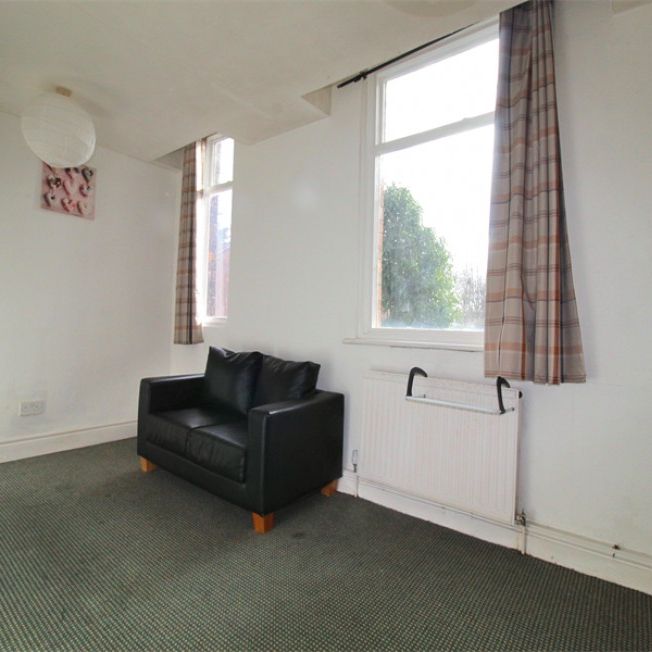 1 Bedroom Terraced To Let - Photo 1