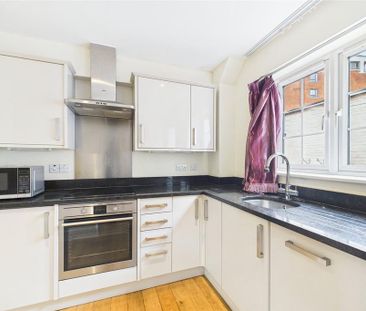 2 bedroom terraced house to rent - Photo 3