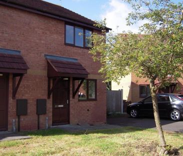 2 bedroom semi-detached house to rent - Photo 4