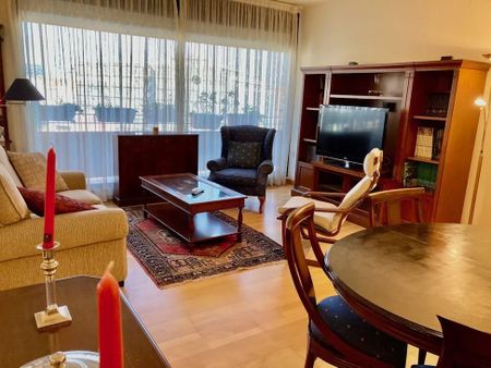 Carrer Bogatell, Sant Adrià de Besòs, Catalonia 08930 - Photo 2