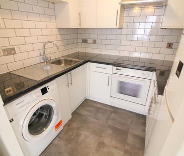 Warwick Road, West Drayton - Photo 3