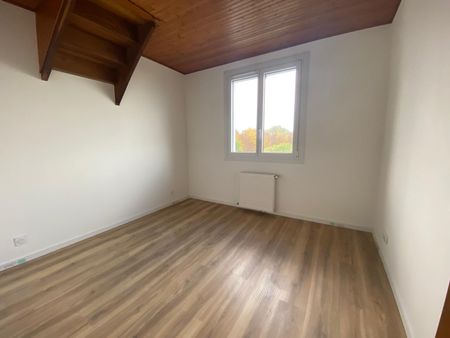 Location Maison 6 pièces 124m² DINAN 22100 - Photo 3