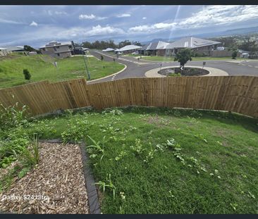 6 Wandsworth Street, Cranley, Qld 4350 - Photo 5