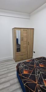 Room in a Shared House, London, E10 - Photo 3