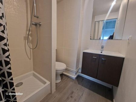 Appartement à Louer à LILLE 490 € - Photo 5