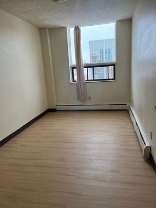 1 BDRM/1 BATH - 115 3RD AVE S - Available NOW - Photo 1