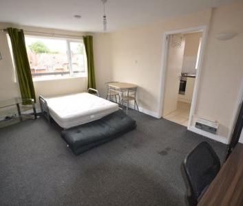 London Road, Leicester - Photo 3