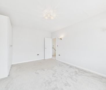 3 bedroom maisonette to rent - Photo 1