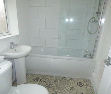 2 bed flat to rent in Leighton Street, South Shields, NE33 - Photo 4