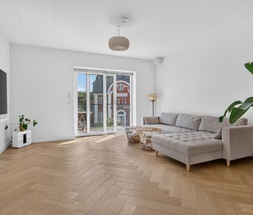 Farum Hovedgade 48E, 1. 1., 3520 Farum - Photo 1