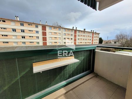 LOCATION - BILLERE TONKIN : T1 meublé de 20 m² avec balcon et parking - Photo 3