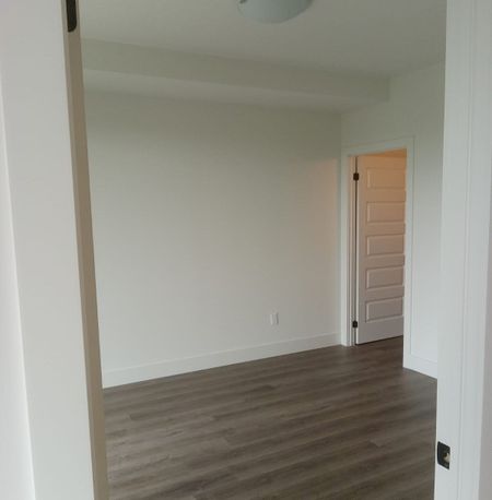 For Lease - 103 Roger Street Unit# 406, Waterloo, Ontario - Photo 2
