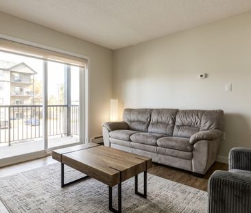 - 2 Bedroom at Avalon Court - Photo 2