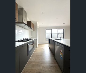Welcome to your dream home! - Photo 5