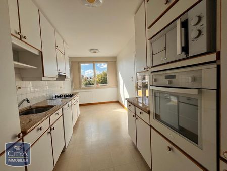 Location Appartement 4 pièces 97m² LAVAL 53000 - Photo 5