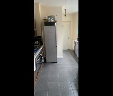 1 Bed Terraced House, Weast Lane, M5 - Photo 1
