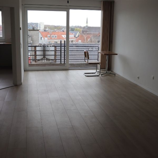 Instapklaar & centraal gelegen APP op 5eV met 2 SLK & 2 terrassen - Photo 1