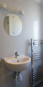 7C Apartment 7 Deiniol Road - Photo 3