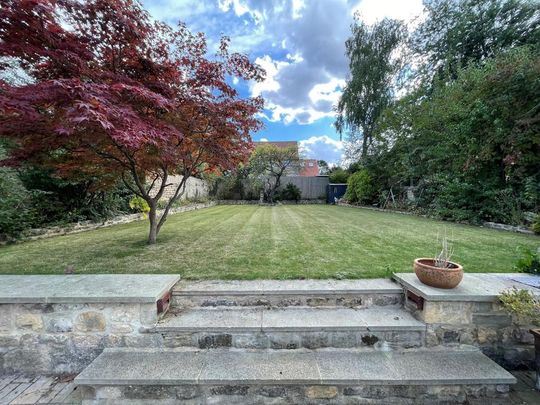 4 bedroom detached house to rent - Photo 1