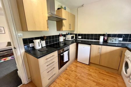 Claude Road - Photo 4