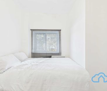 RM1 Well Hall Road | Eltham | London | SE9 6SF - Photo 3