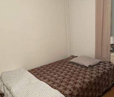 Idungatan, Märsta - Photo 1